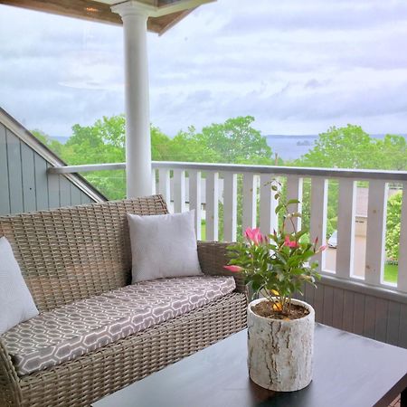 All Suites Whitney Manor Кингстон Номер фото