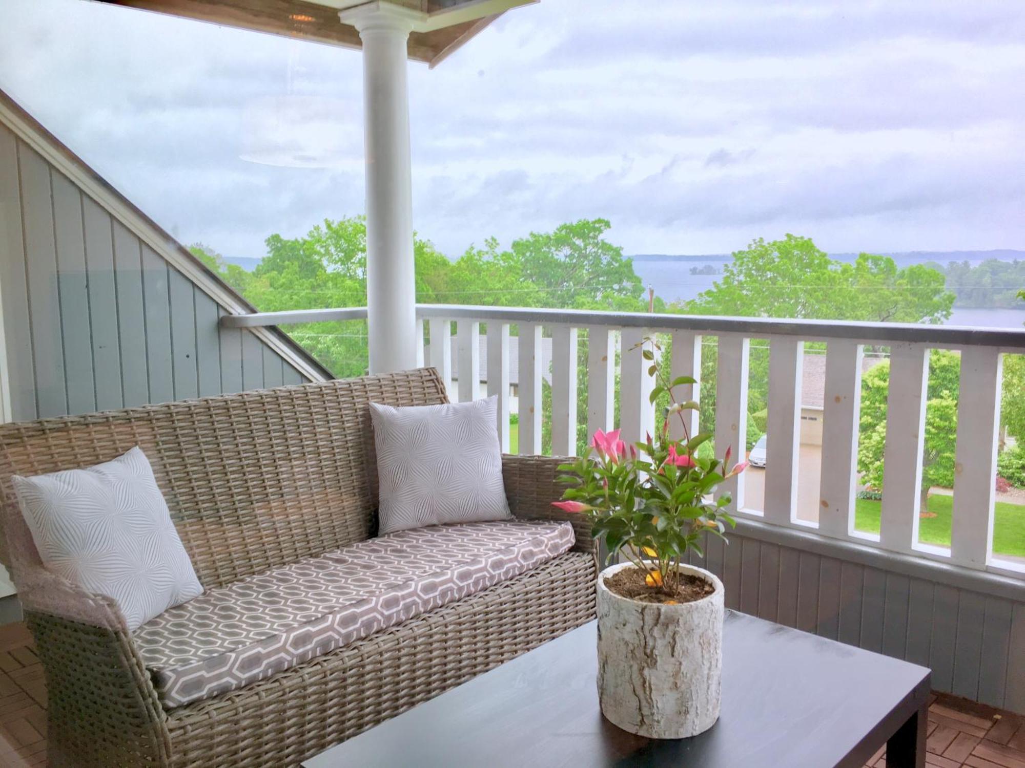 All Suites Whitney Manor Кингстон Номер фото