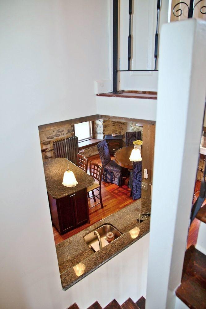 All Suites Whitney Manor Кингстон Экстерьер фото