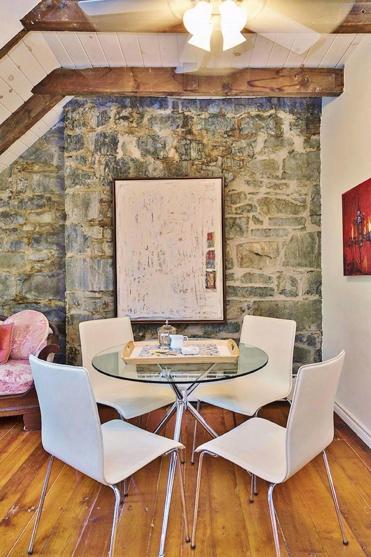 All Suites Whitney Manor Кингстон Экстерьер фото